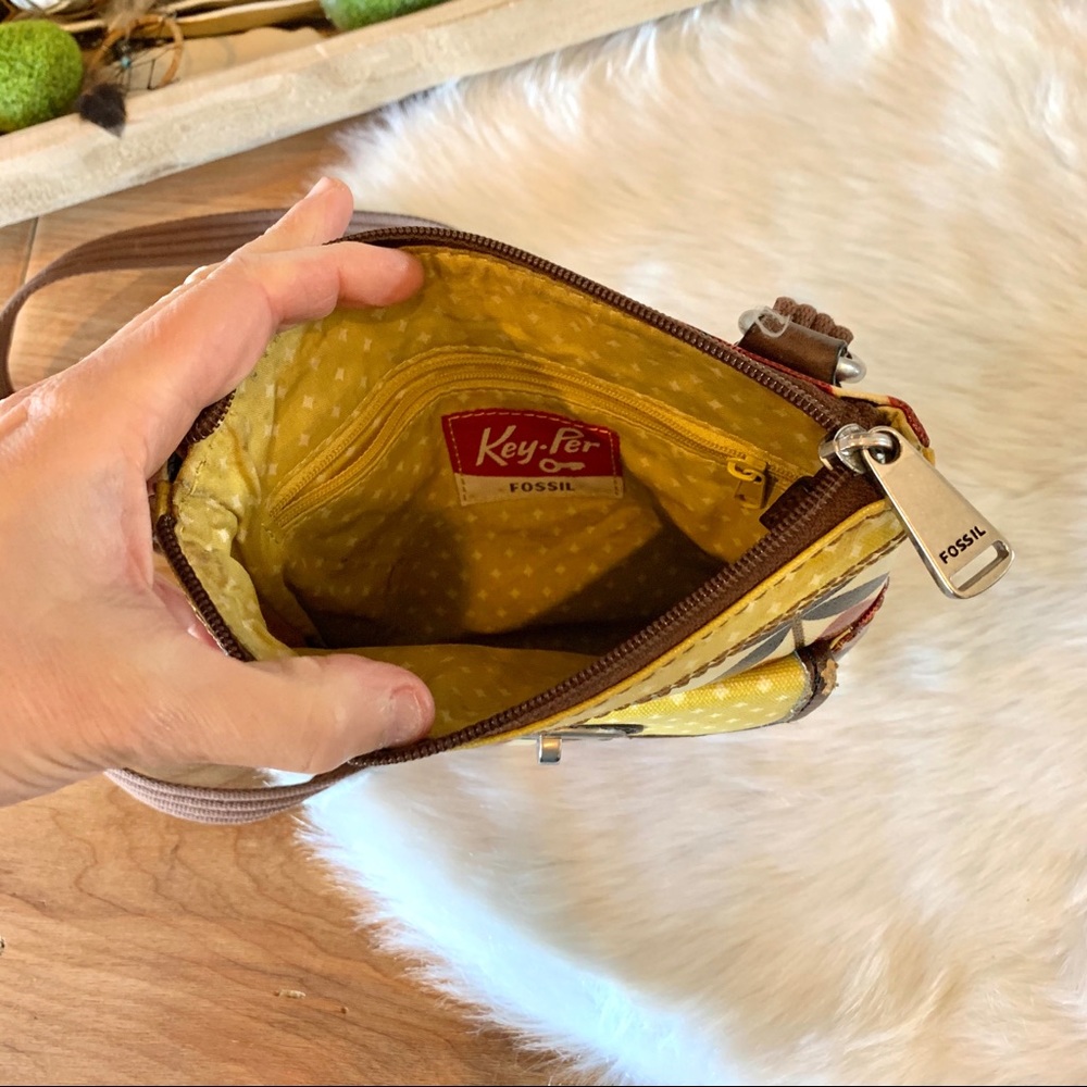 Fossil Key Per Canvas Waxed Crossbody - image 4